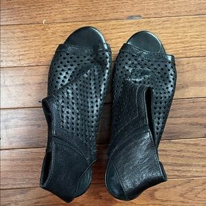 Women's Black Perforated Open-Toe Comfort Sandals